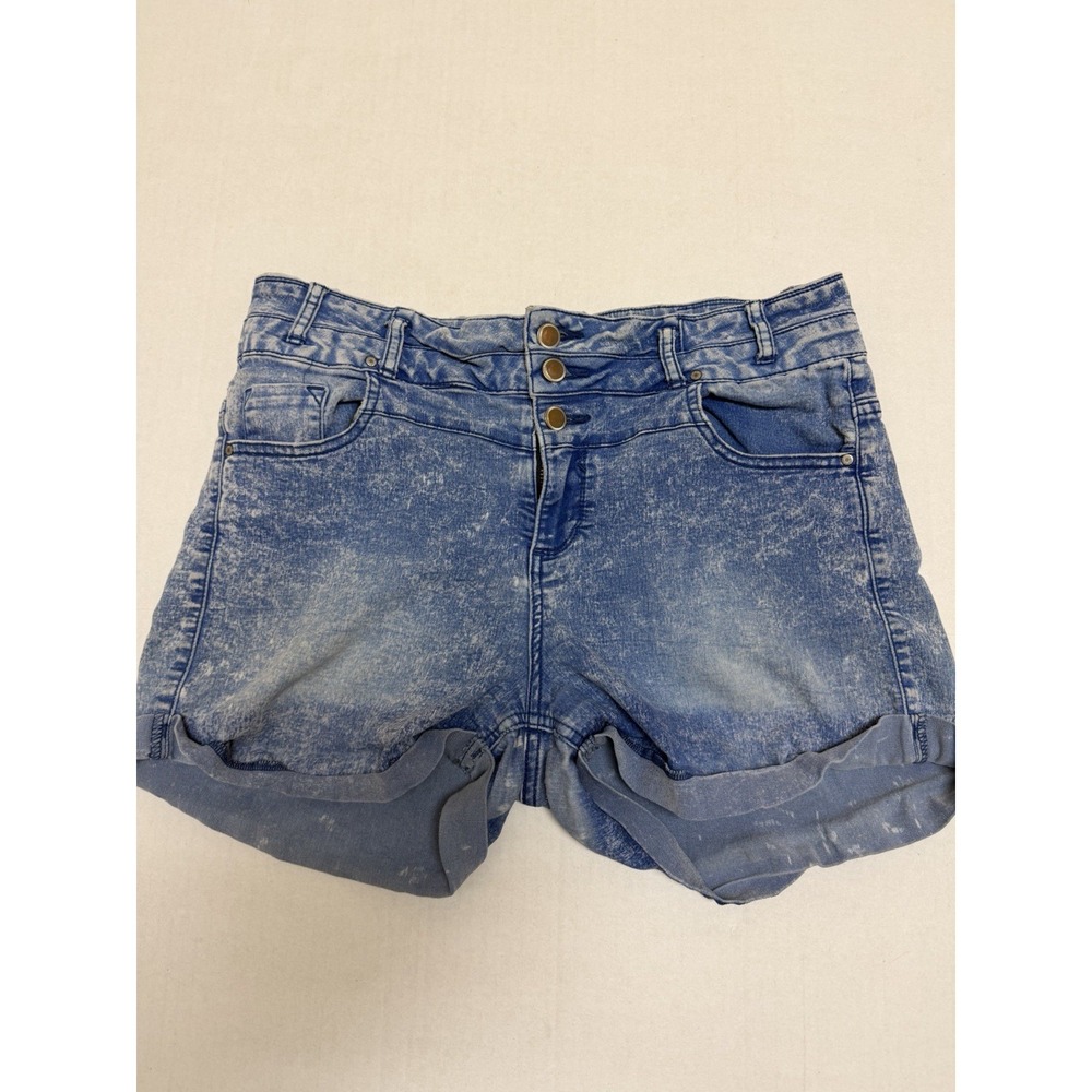 Hotpant brand lightwashed stretchy shorts, women's 12